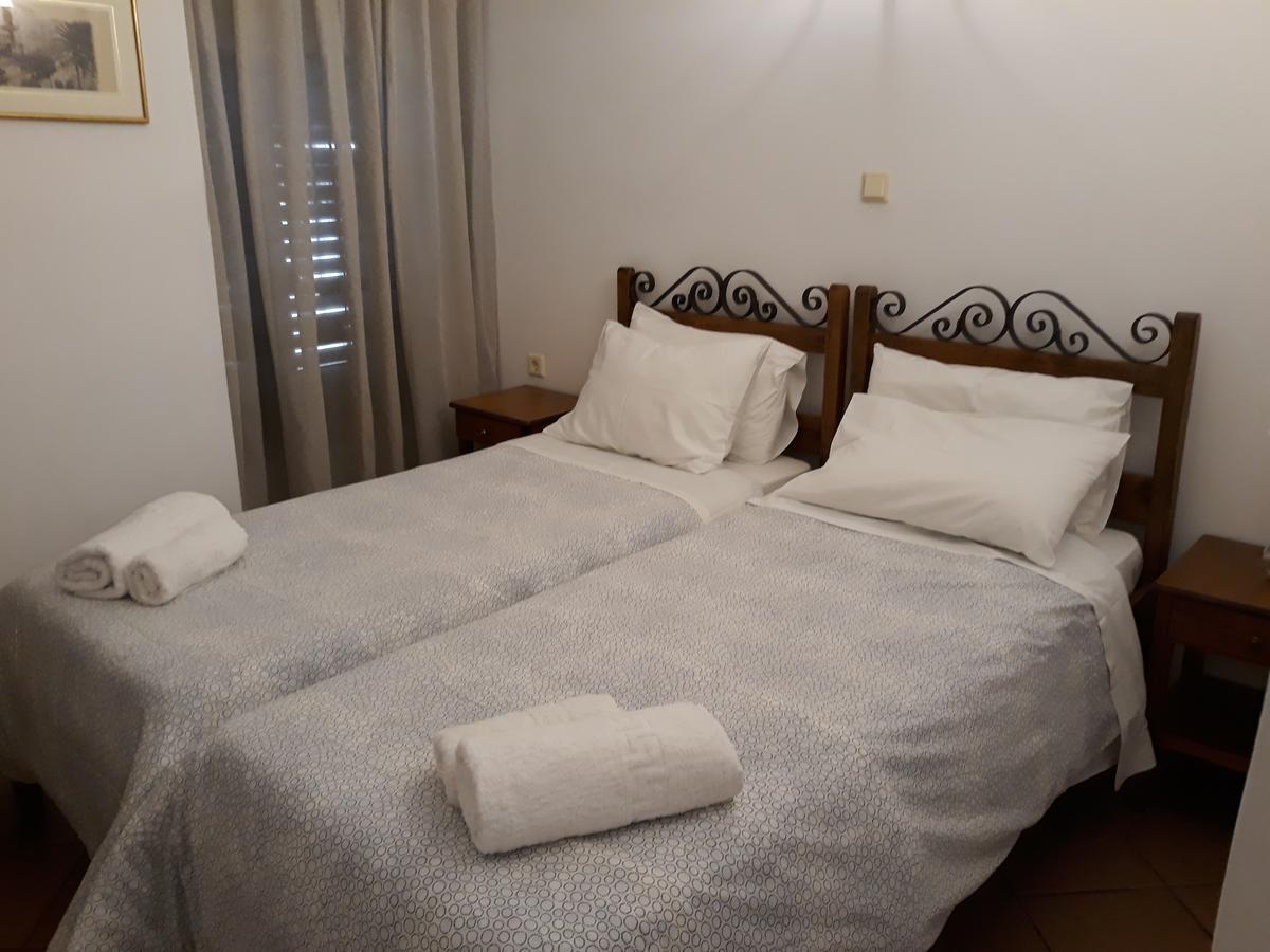 Iliada Hotel Ermoupoli Eksteriør billede