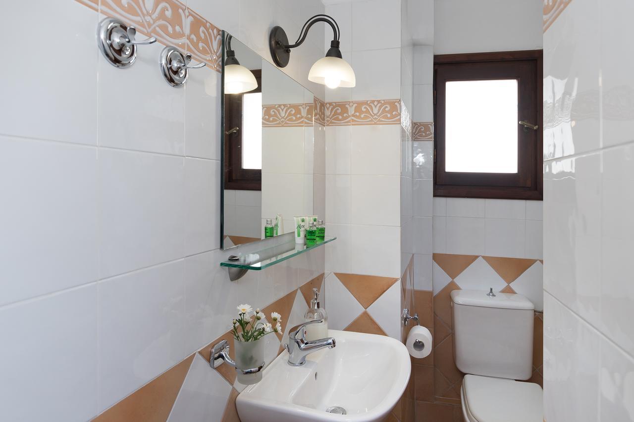 Iliada Hotel Ermoupoli Eksteriør billede