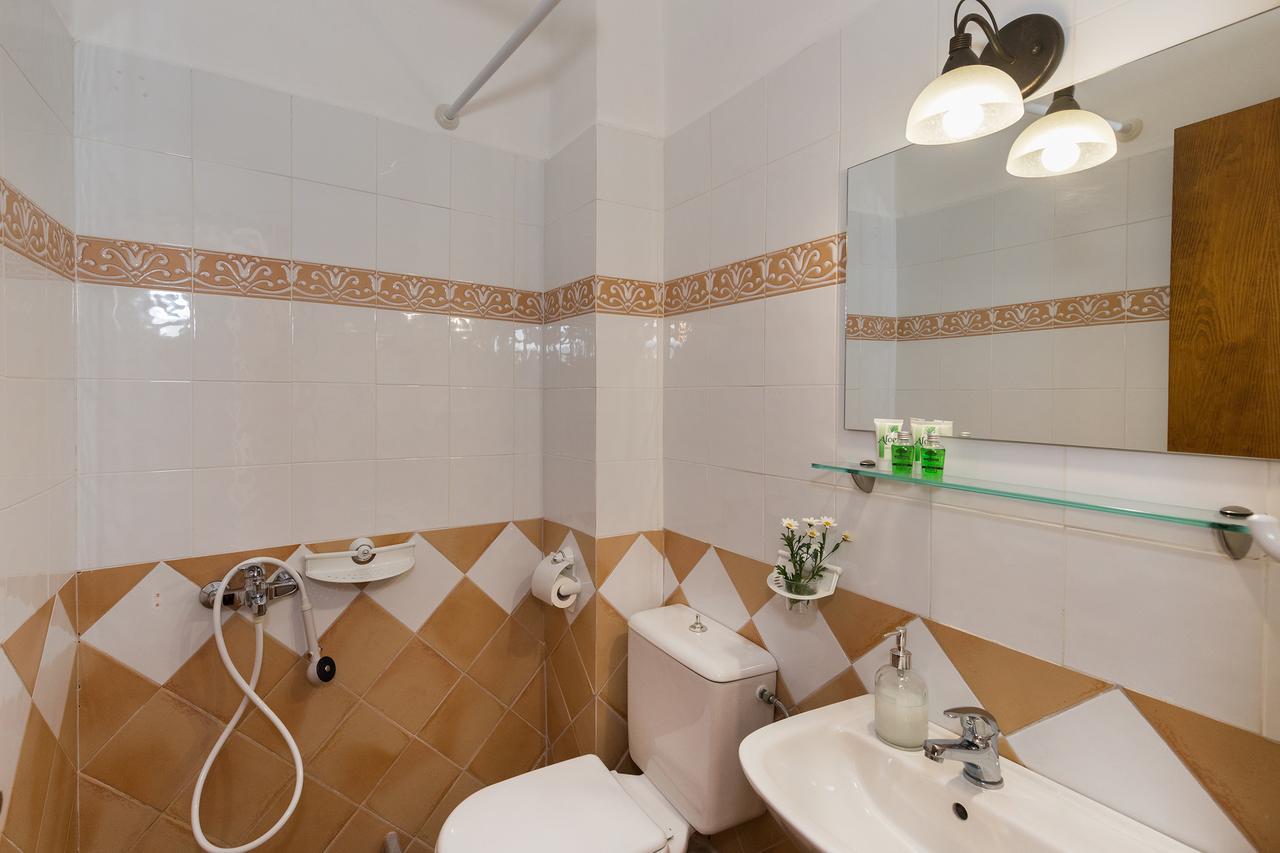 Iliada Hotel Ermoupoli Eksteriør billede