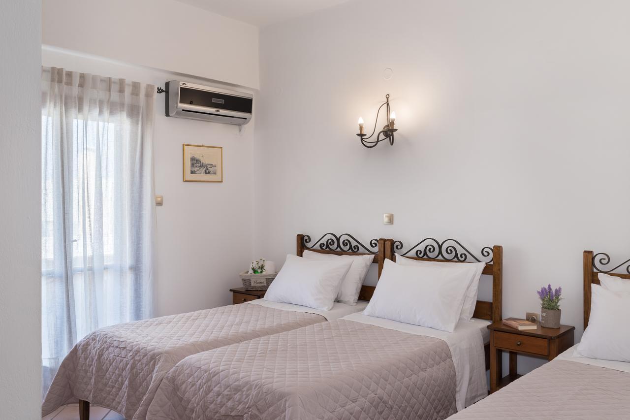 Iliada Hotel Ermoupoli Eksteriør billede