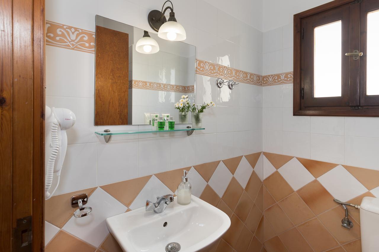 Iliada Hotel Ermoupoli Eksteriør billede