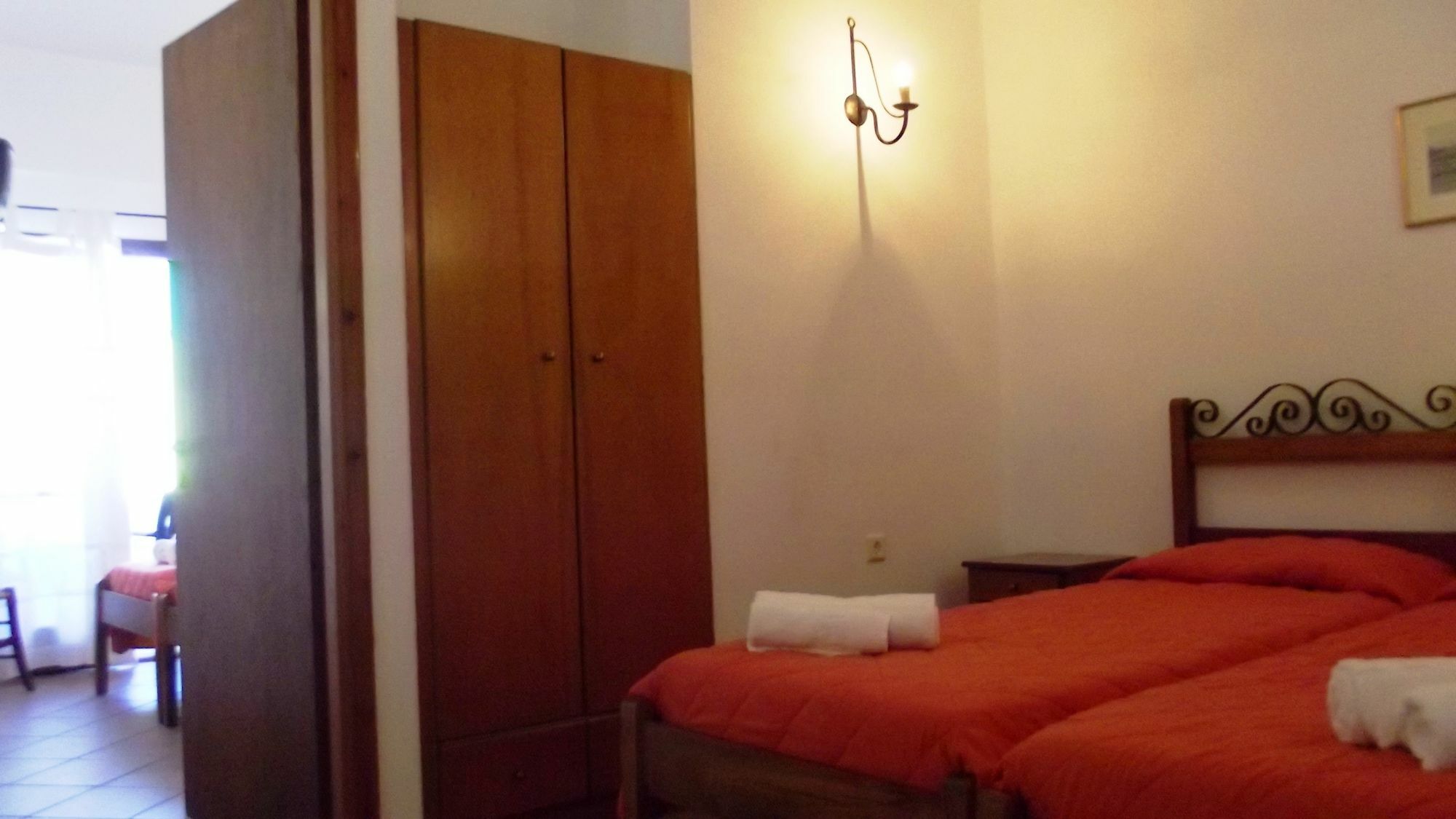 Iliada Hotel Ermoupoli Eksteriør billede